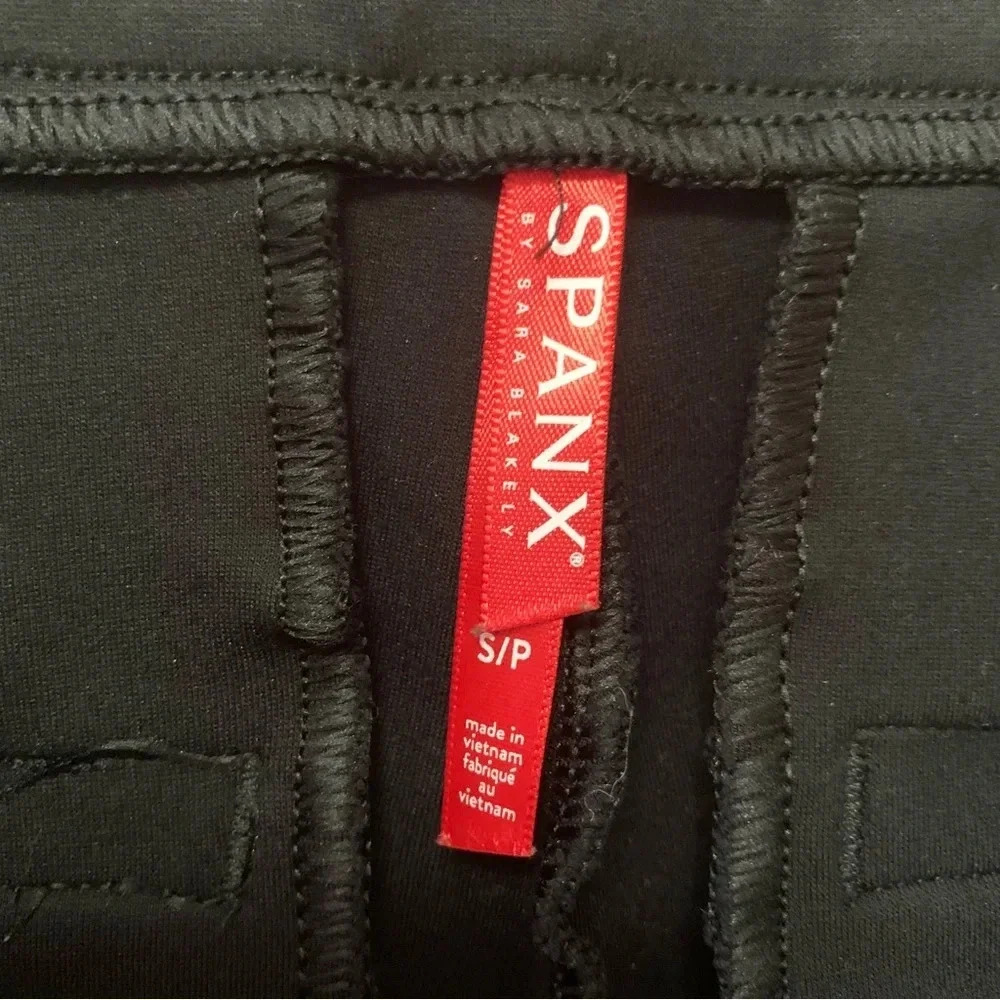 Spanx The Perfect Pant, Slim Straight in Classic Black Size Small - Picture 10 of 12